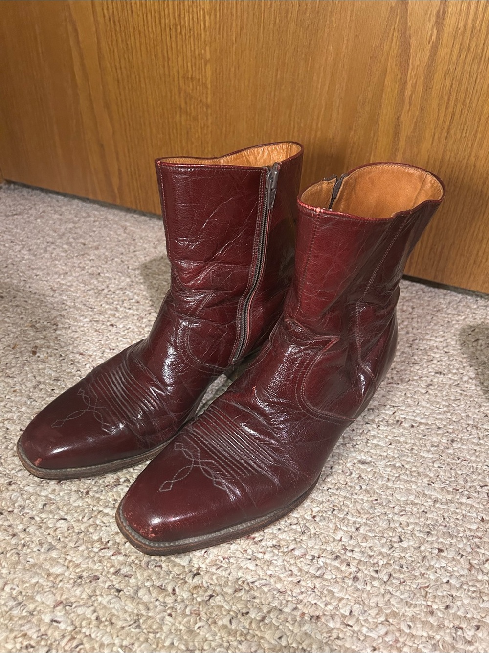 Sendra Burgundy Leather Western Ankle Boots with Side Zip